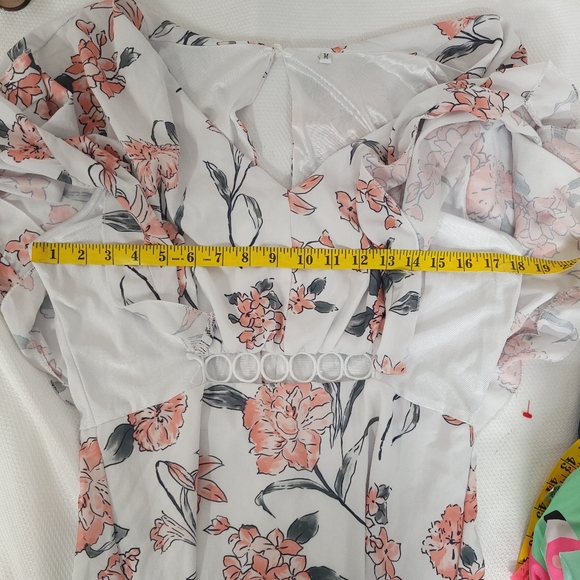 Women's Floral Print Ruffles Mini Dress V Neck Batwing Short Sleeve. # 91 - Picture 12 of 14